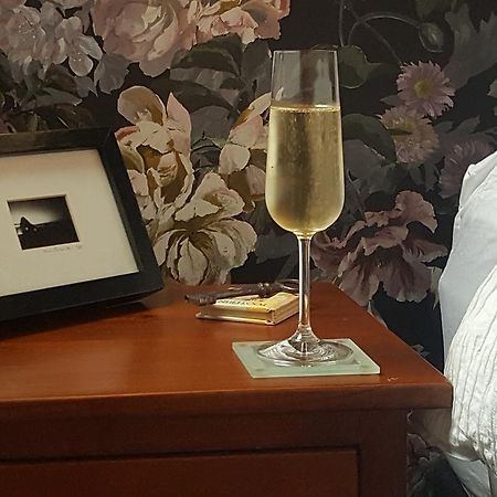 Sequoia Steps Bed & Breakfast New Plymouth Eksteriør bilde